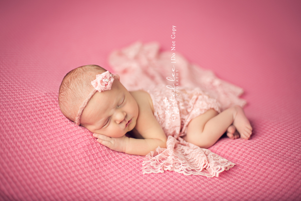 newborn photography community critique photo submitted by Crystal Small - 10 community members set this photo as a favourite image.