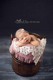 Crystal Small newborn photography