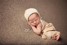 Crystal Small newborn photography