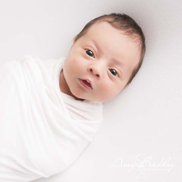 newborn photography community critique photo submitted by Amy Beckley - 0 community members set this photo as a favourite image.
