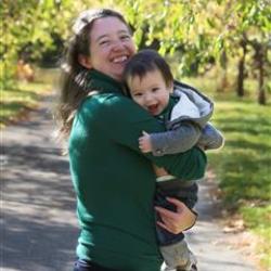 Suzie Broadbent Newborn Photographer - profile picture