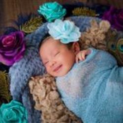 Shaista Lakha Newborn Photographer - profile picture