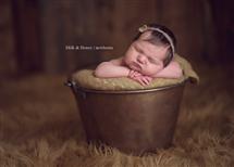 Lisa Digeso newborn photography
