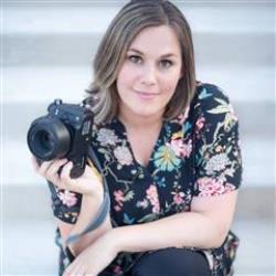 Tanja Davis Newborn Photographer - profile picture
