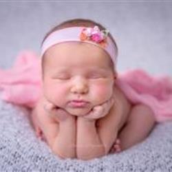 Iwona Pajewska Newborn Photographer - profile picture