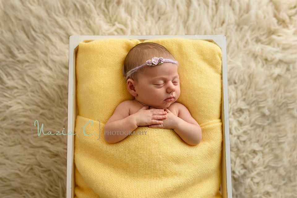 Newborn photographer nazia chand Newborn photographer nazia chand