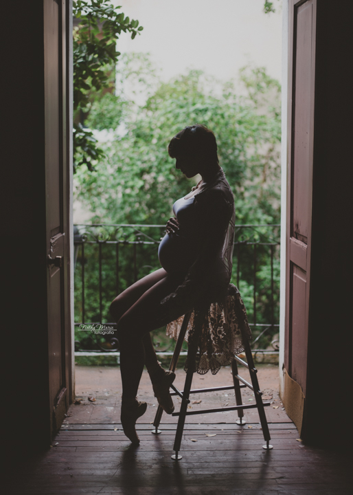 newborn photography community critique photo submitted by Nathy Guzman - 3 community members set this photo as a favourite image.