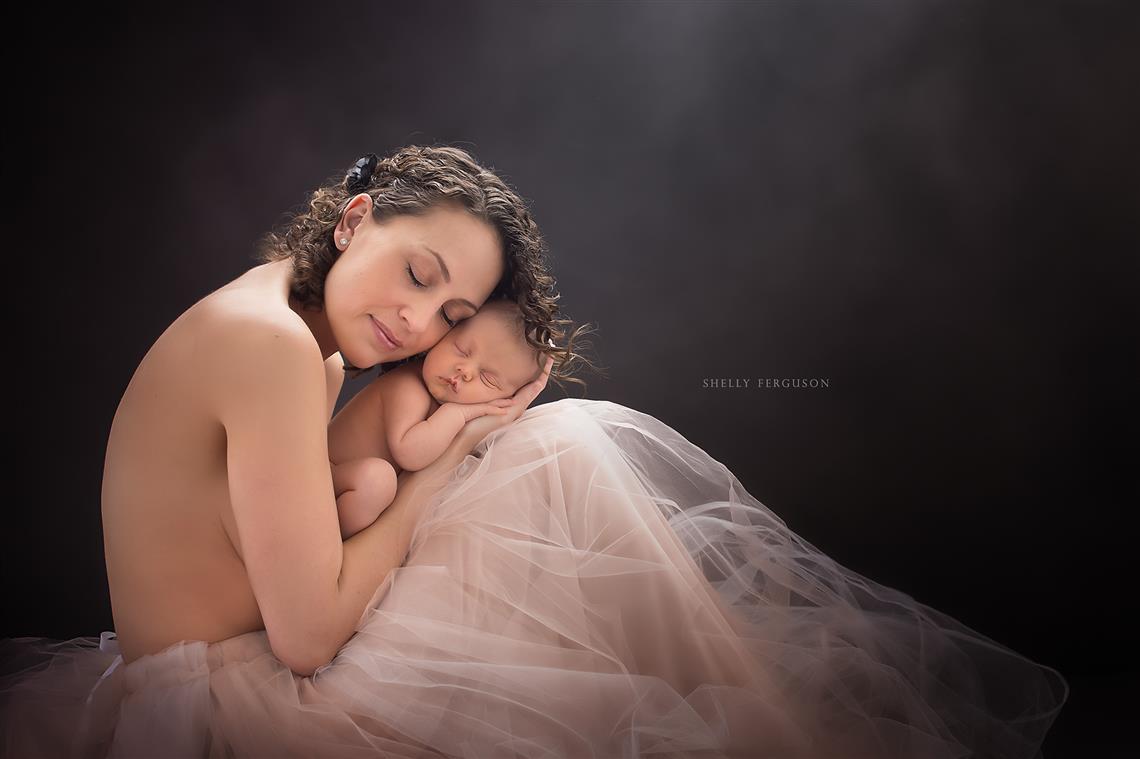 newborn photography community critique photo submitted by Shelly Ferguson - 3 community members set this photo as a favourite image.