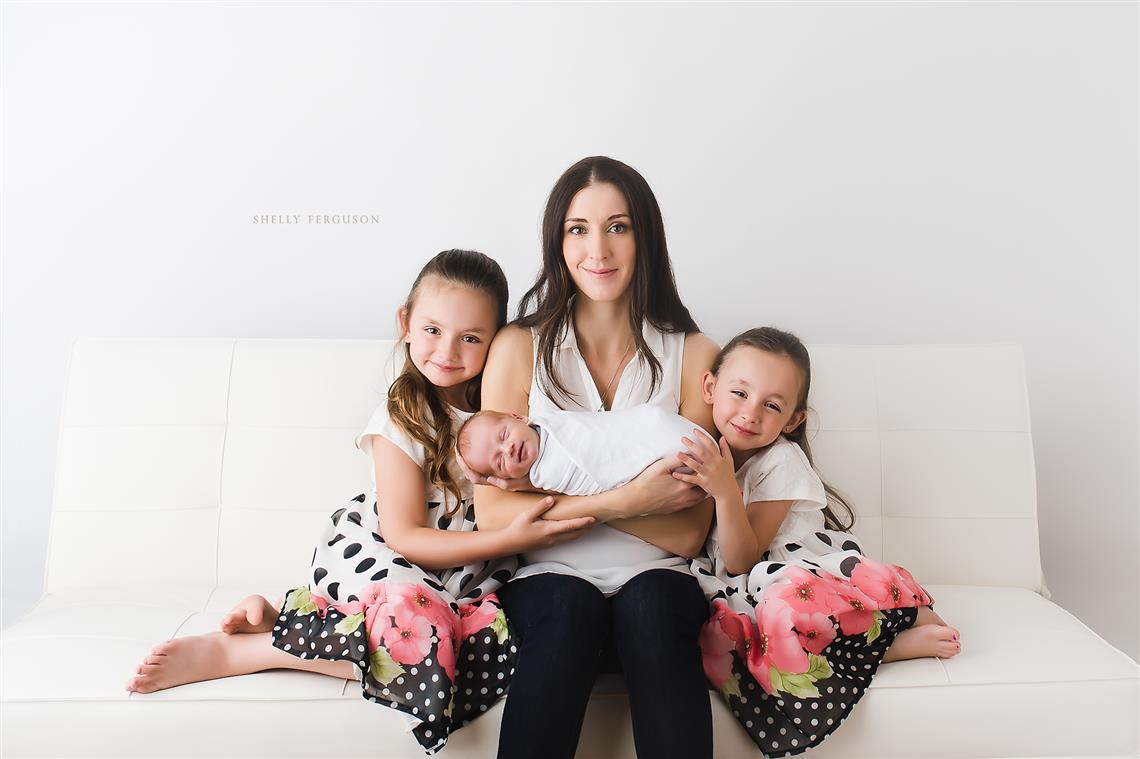 newborn photography community critique photo submitted by Shelly Ferguson - 4 community members set this photo as a favourite image.