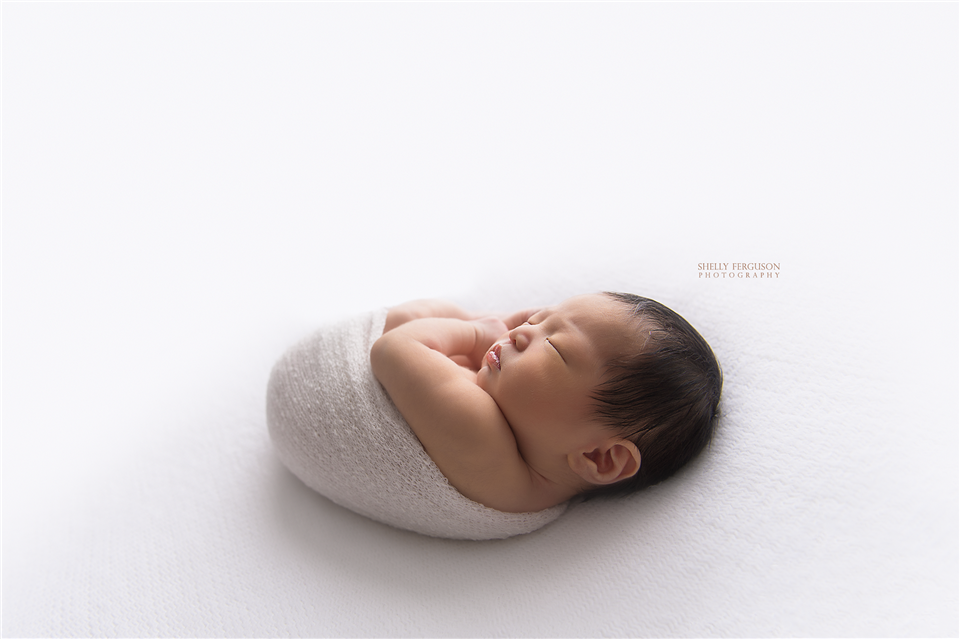 newborn photography community critique photo submitted by Shelly Ferguson - 8 community members set this photo as a favourite image.