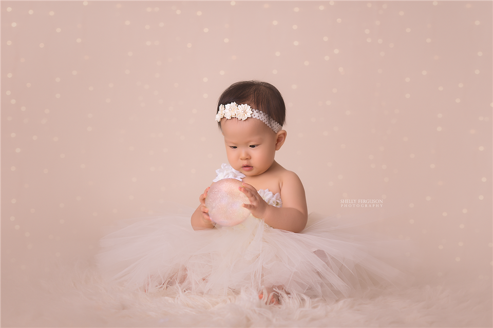 newborn photography community critique photo submitted by Shelly Ferguson - 3 community members set this photo as a favourite image.