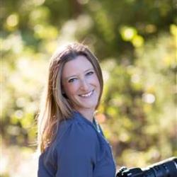 Shannon Anderson Newborn Photographer - profile picture