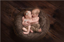 Alicia Poreda newborn photography