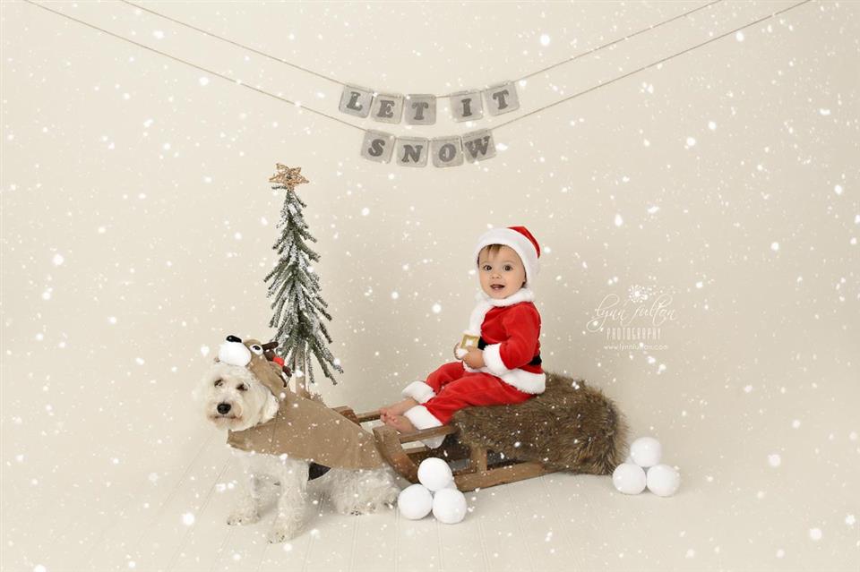 newborn photography community critique photo submitted by Lynn Fulton - 3 community members set this photo as a favourite image.