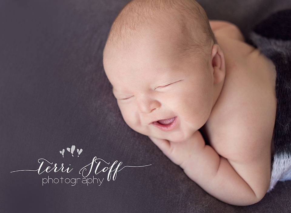 newborn photography community critique photo submitted by Terri Stoff - 3 community members set this photo as a favourite image.
