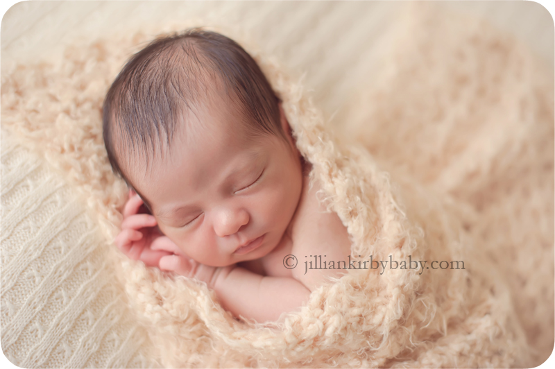 newborn photography community critique photo submitted by Jillian Kirby - 5 community members set this photo as a favourite image.