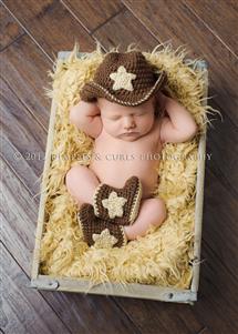 Christine Bryk newborn photography