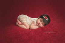 April Humphrey newborn photography