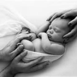 Valentina Rebeschini Newborn Photographer - profile picture