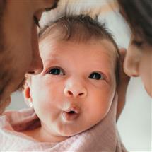 Tami Efendieva newborn photography
