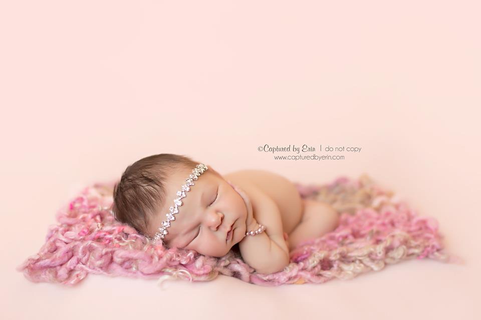 newborn photography community critique photo submitted by Devoted Knits - 7 community members set this photo as a favourite image.