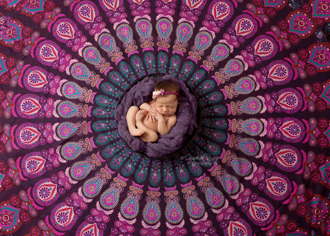 newborn photography community critique photo submitted by Jasmin Rupp - 1 community members set this photo as a favourite image.