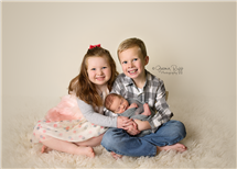 Jasmin Rupp newborn photography
