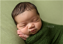 Jasmin Rupp newborn photography