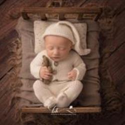 Angie A Newborn Photographer - profile picture