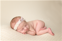 Maxine McLellan newborn photography