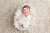 Maxine McLellan newborn photography