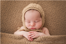 Maxine McLellan newborn photography