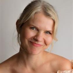 Ingrid Timmerman Newborn Photographer - profile picture