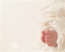 Maxine Evans newborn photography