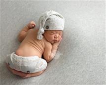 Maxine Evans newborn photography