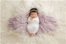 Maxine Evans newborn photography
