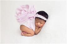 Maxine Evans newborn photography