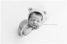Maxine Evans newborn photography