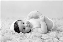 Maxine Evans newborn photography