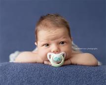 Maxine Evans newborn photography