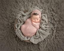 Maxine Evans newborn photography