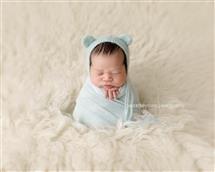 Maxine Evans newborn photography