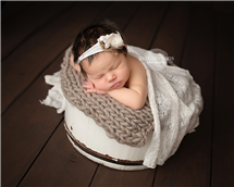 Maxine Evans newborn photography
