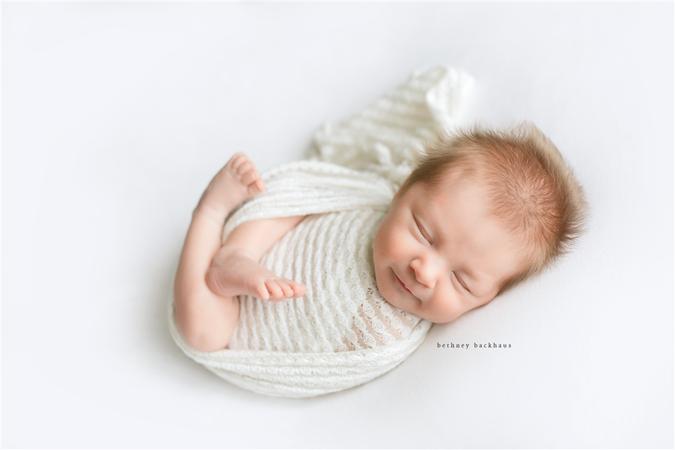 newborn photography community critique photo submitted by Bethney Backhaus - 4 community members set this photo as a favourite image.