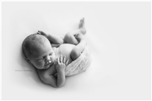 Bethney Backhaus newborn photography