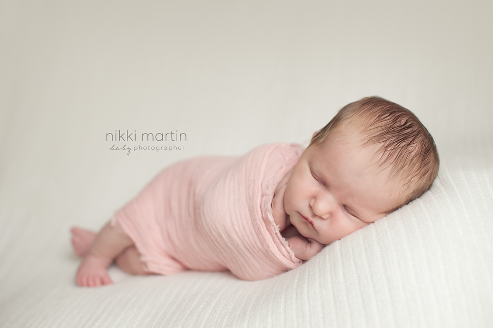 newborn photography community critique photo submitted by Nikki Martin - 3 community members set this photo as a favourite image.