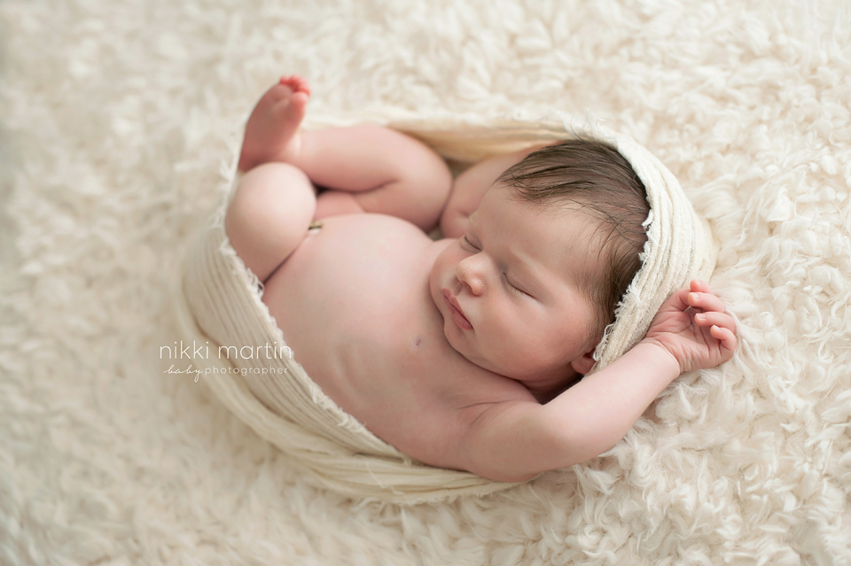 newborn photography community critique photo submitted by Nikki Martin - 6 community members set this photo as a favourite image.