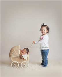 Britany Denoncour newborn photography