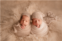 Amy Guenther newborn photography