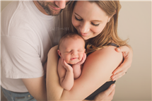 Amy Guenther newborn photography